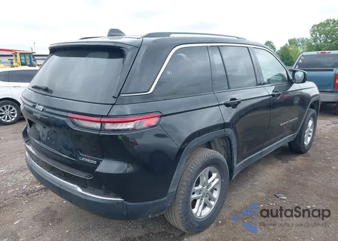 2023 Jeep Grand Cherokee Laredo 4X4 из США, поврежденный, VIN 1C4RJHAG0PC640619